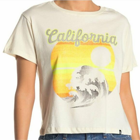 CircleX Tops - NWT CircleX California Graphic T-shirt. Sz XL